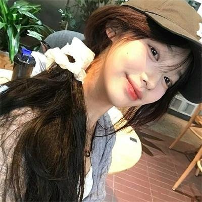 丽人保镖之马道疑云封面